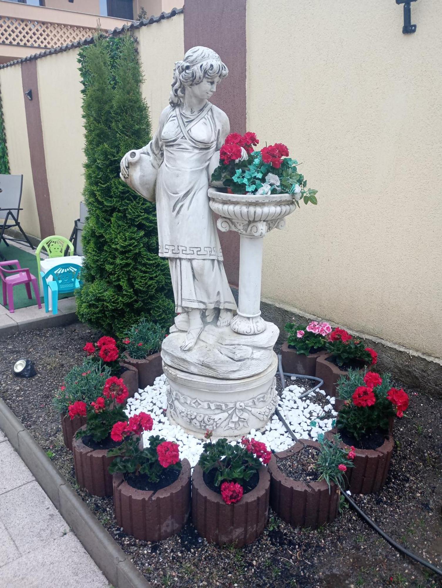 Izabella Guest House Sacele Exterior photo